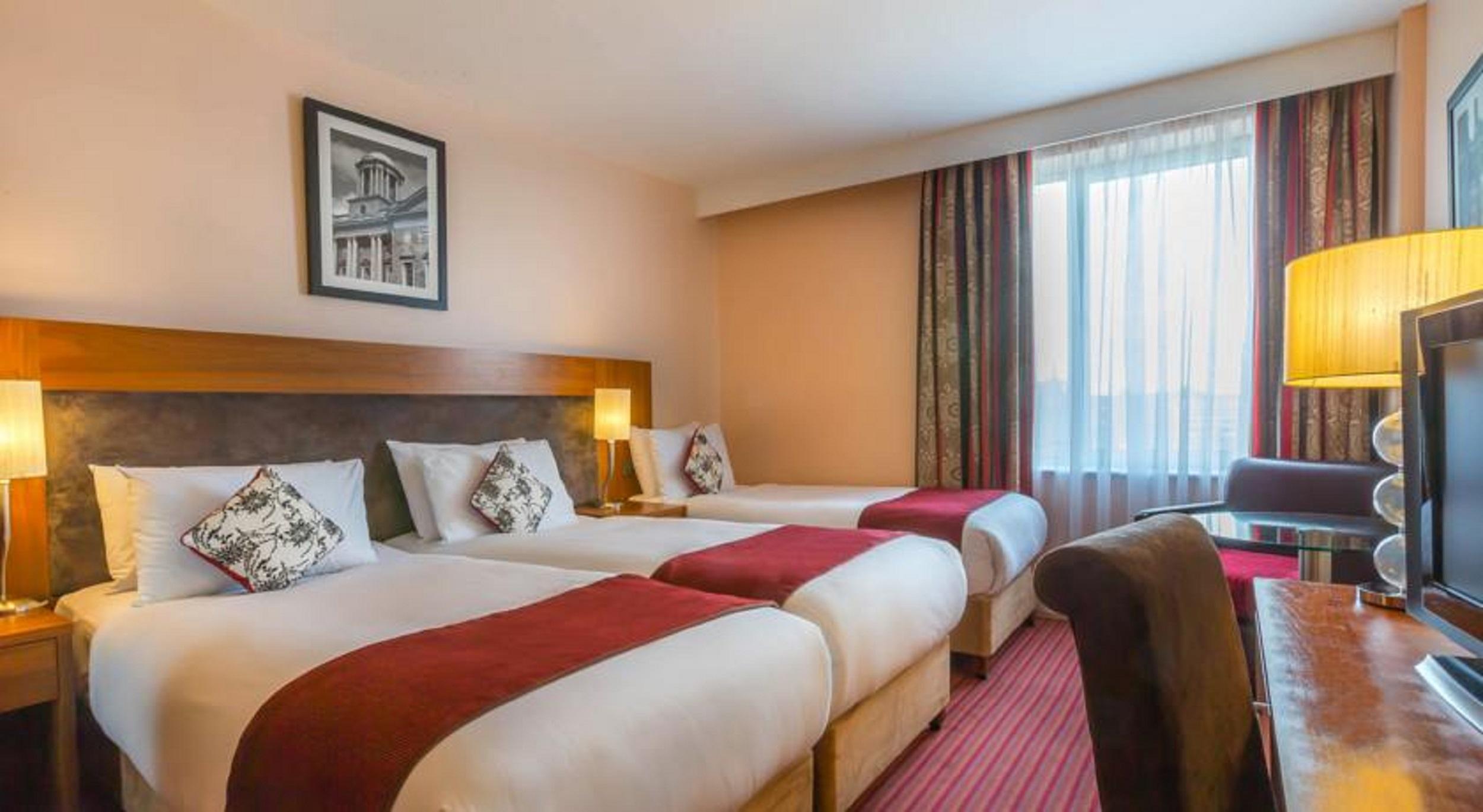 Maldron Hotel Parnell Square Dublino Esterno foto