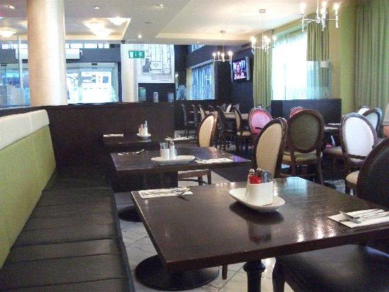 Maldron Hotel Parnell Square Dublino Esterno foto
