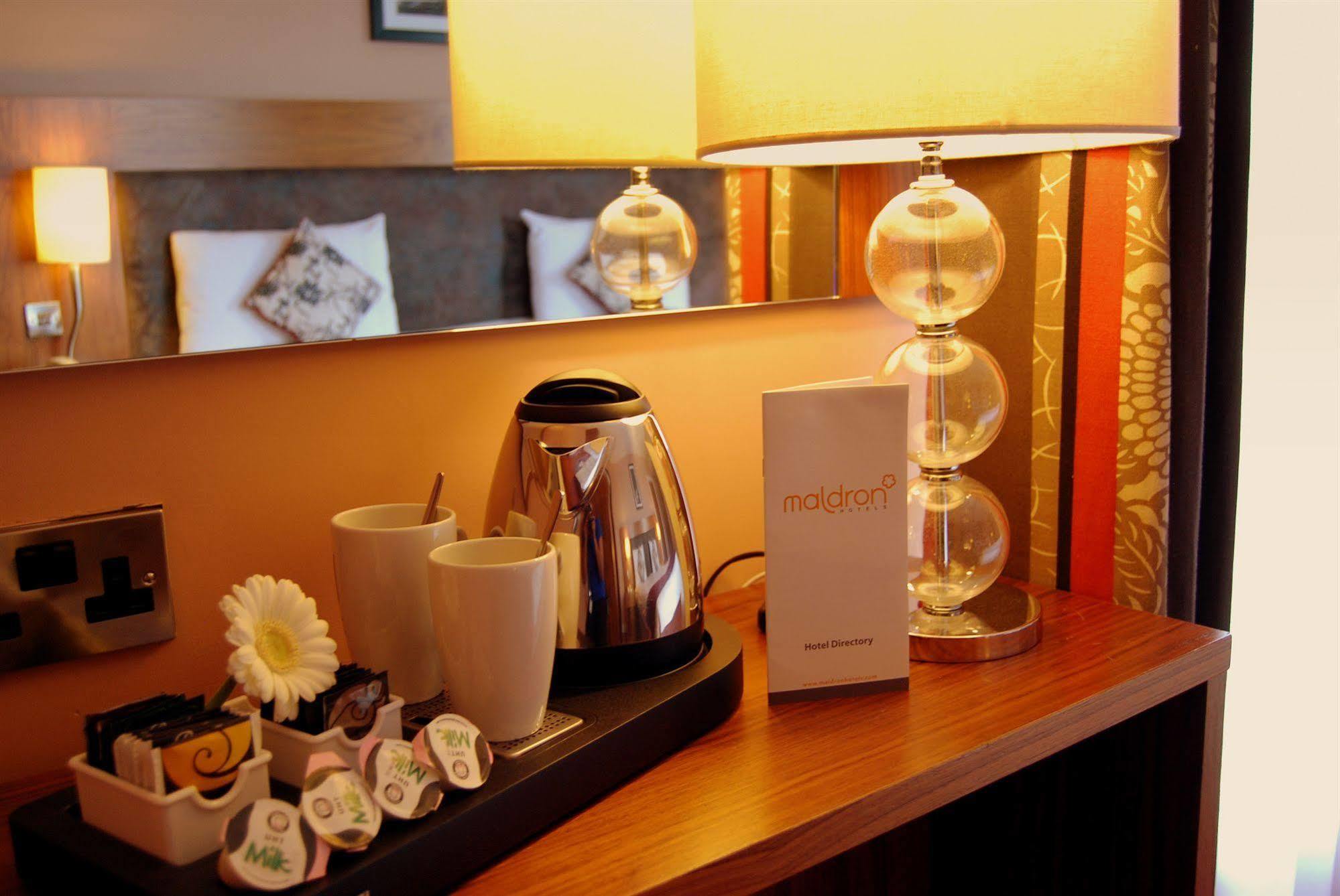 Maldron Hotel Parnell Square Dublino Esterno foto